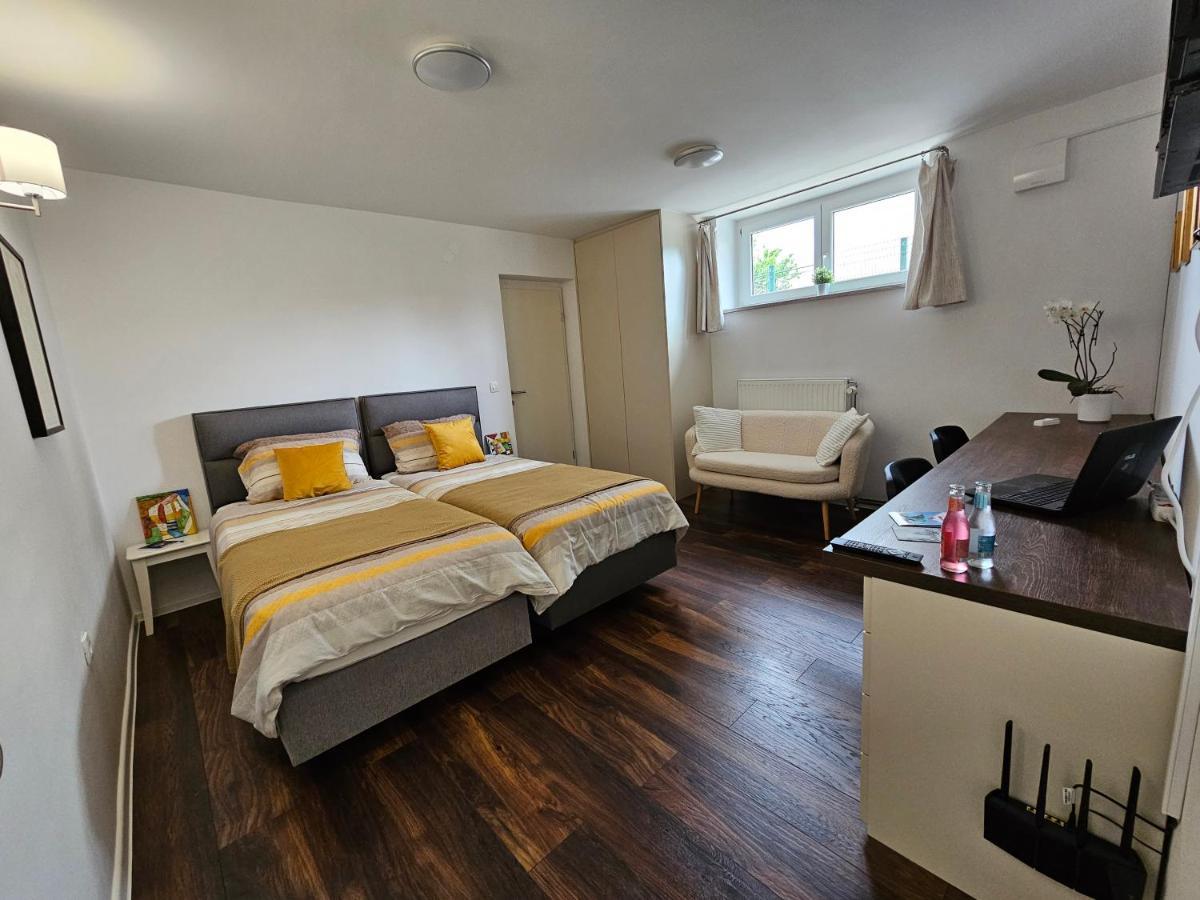 Apartma Firefly1 Ljubljana Buitenkant foto
